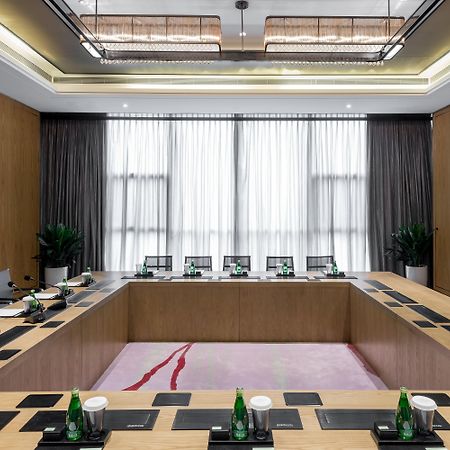 Crowne Plaza Yibin By Ihg Hotel Exterior photo