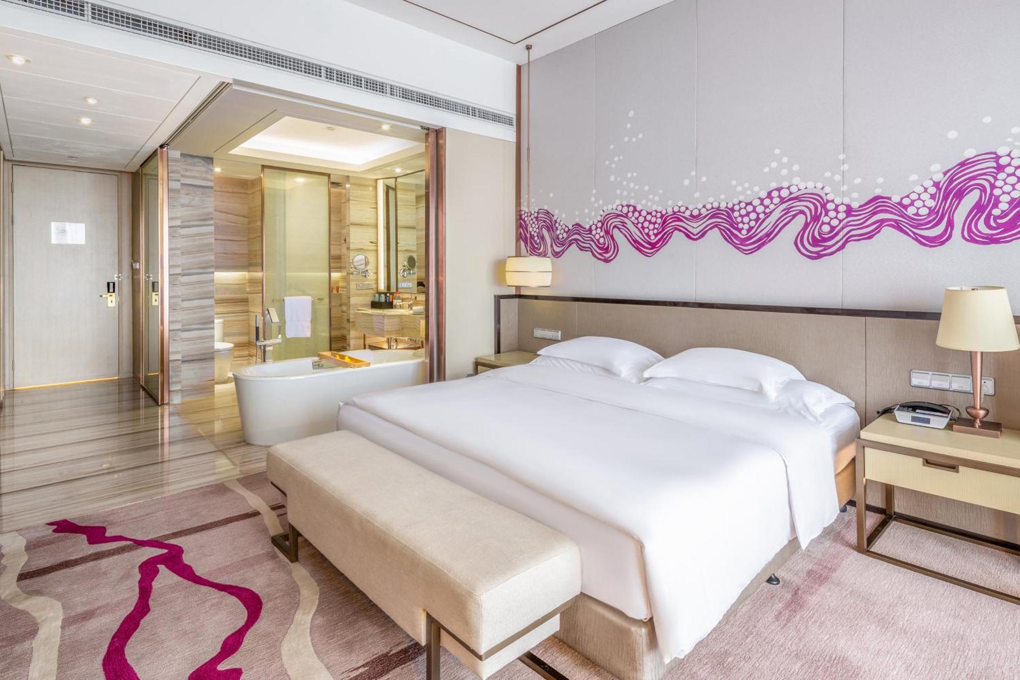 Crowne Plaza Yibin By Ihg Hotel Exterior photo